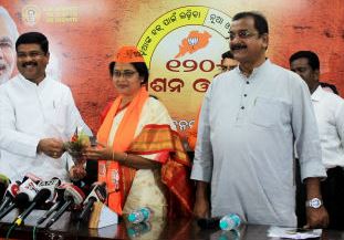 Actor Aparajita Mohanty Joins BJP in the Presence of Dharmendra Pradhan-2018