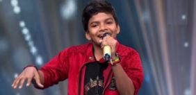 Satyajeet Sings Ishq Mubarak Song on Sa Re Ga Ma Pa Lil Champs-2017